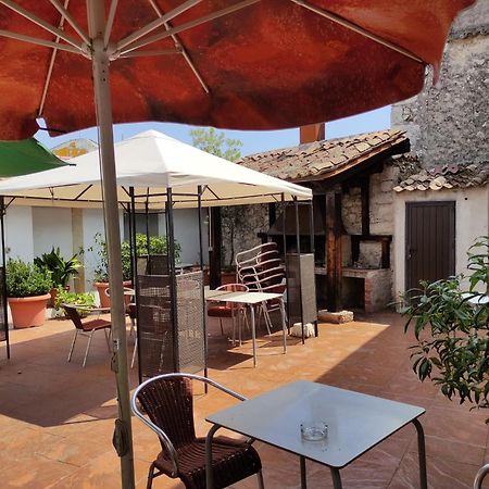 Apartamentos Turisticos Los Abuelos Montemayor de Pililla Exterior photo